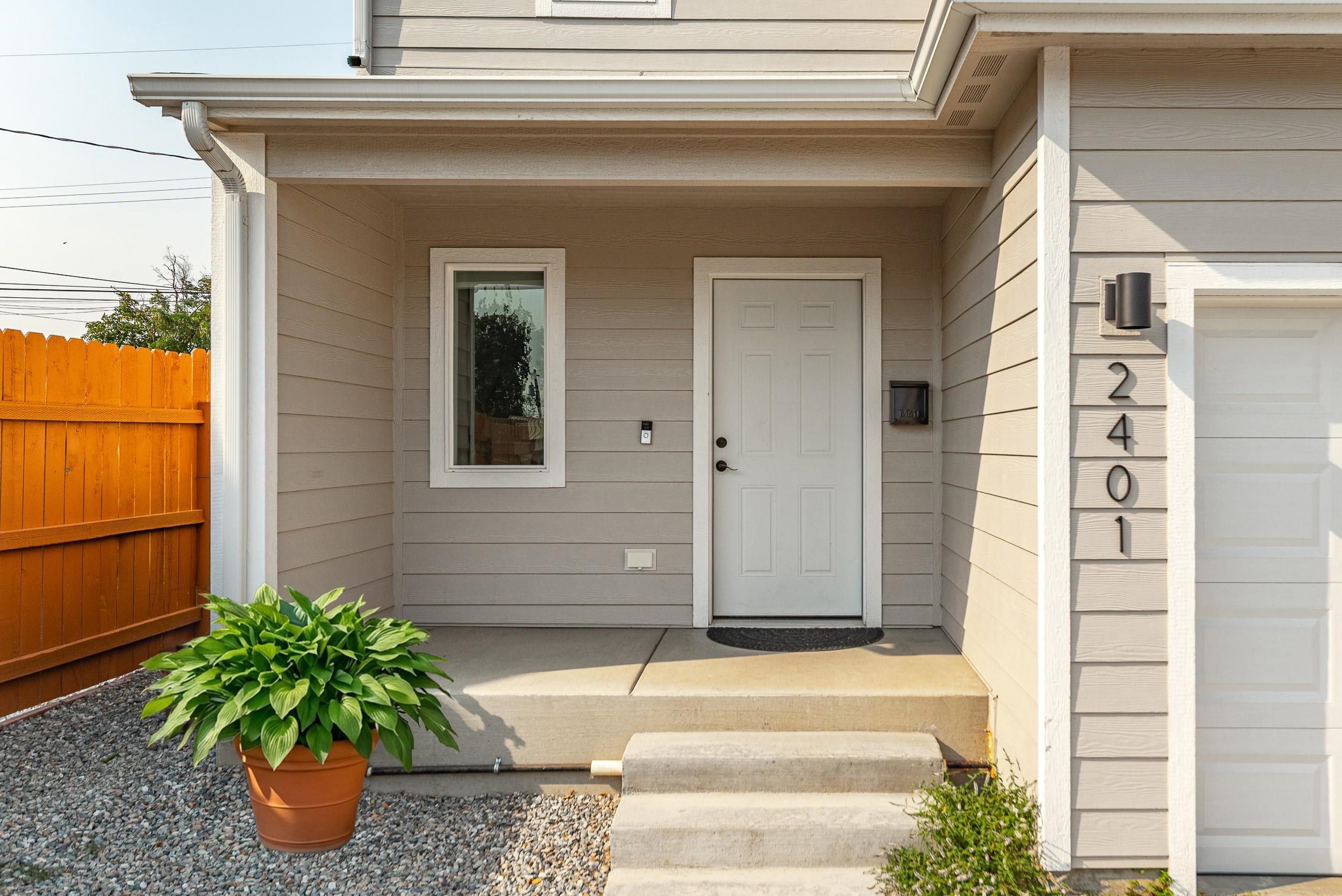 2401 East Longfellow Avenue Spokane, WA 99207 - Photo 3 of 20