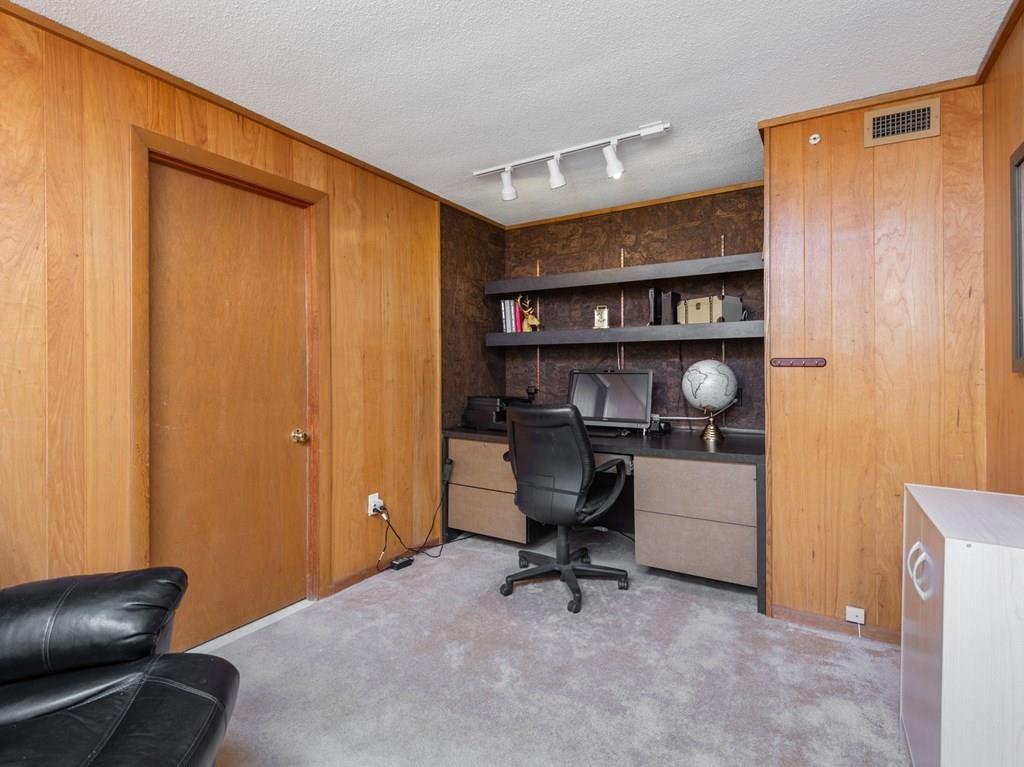 16 Spring Valley Road Worcester, MA 01609 - Photo 12 of 42 Gallery Image 12