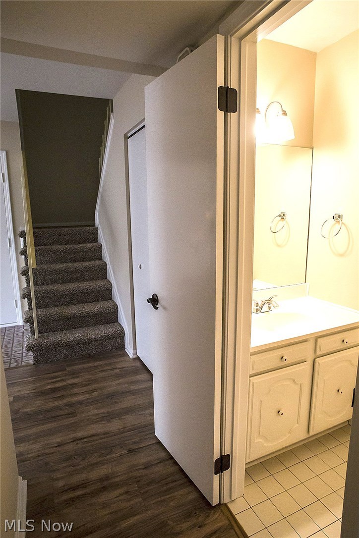 437 Hampton Ridge Drive Akron, OH 44313 - Photo 21 of 35 Gallery Image 21