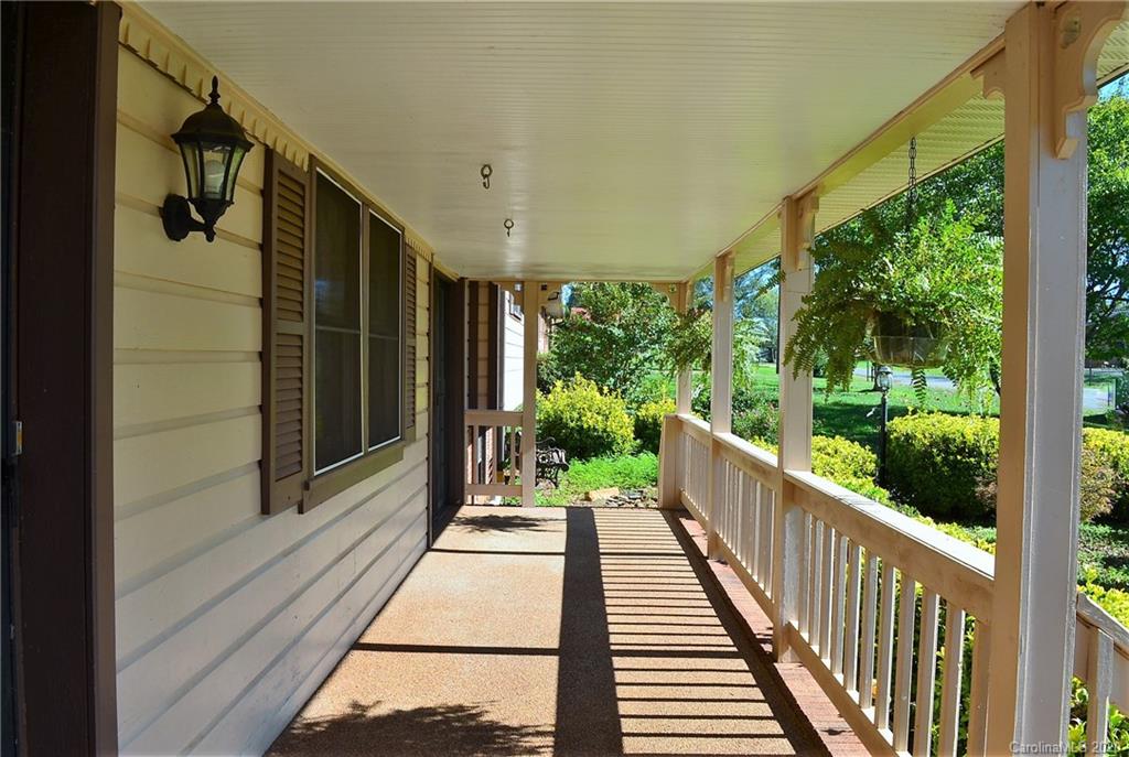 1868 Noah Path Conover, NC 28613 - Photo 3 of 45 Gallery Image 3