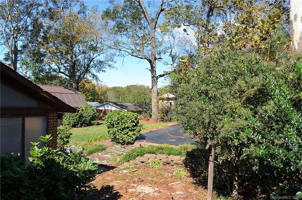 1868 Noah Path Conover, NC 28613 - Photo 30 of 45 Gallery Image 30