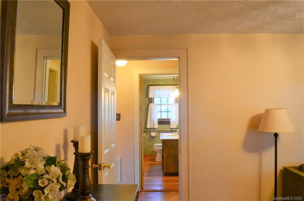 1868 Noah Path Conover, NC 28613 - Photo 7 of 45 Gallery Image 7