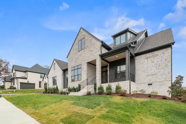 $1,949,900 | 1006 Laguna Drive, Franklin, TN 37067