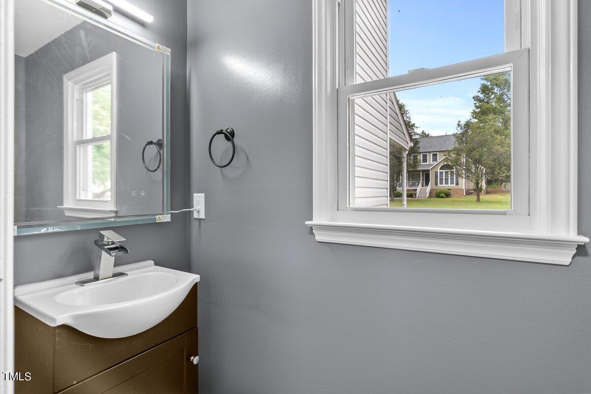 105 Quail Ridge Henderson, NC 27536 - Photo 16 of 27 DSC06710