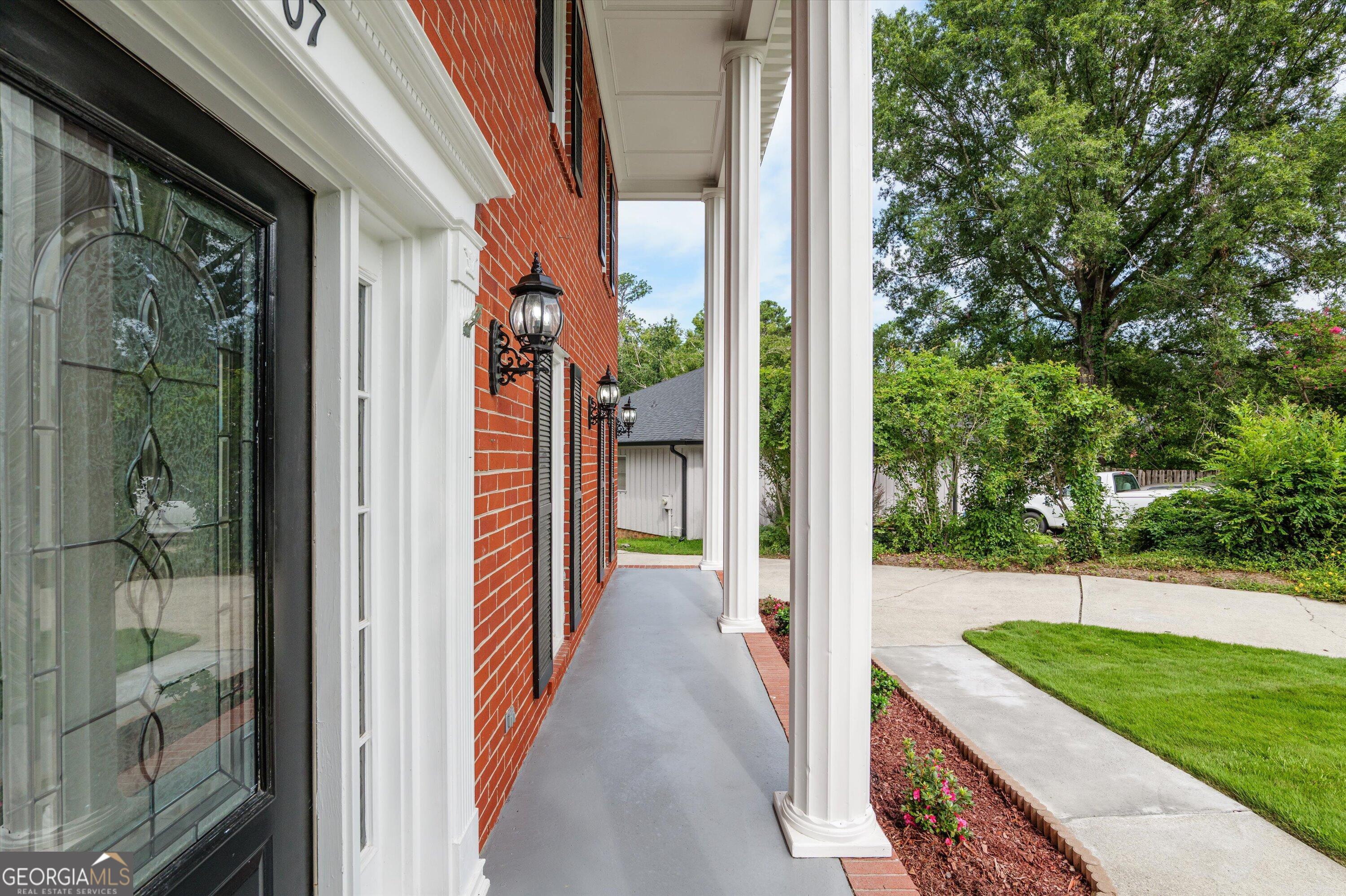 2507 Pinebluff Court Augusta, GA 30909 - Photo 5 of 56 a view of a porch