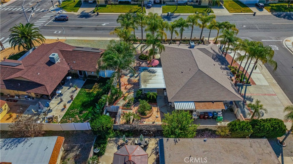 25990 Roanoke Road Menifee, CA 92586 - Photo 44 of 47 an aerial view of multiple houses with yard