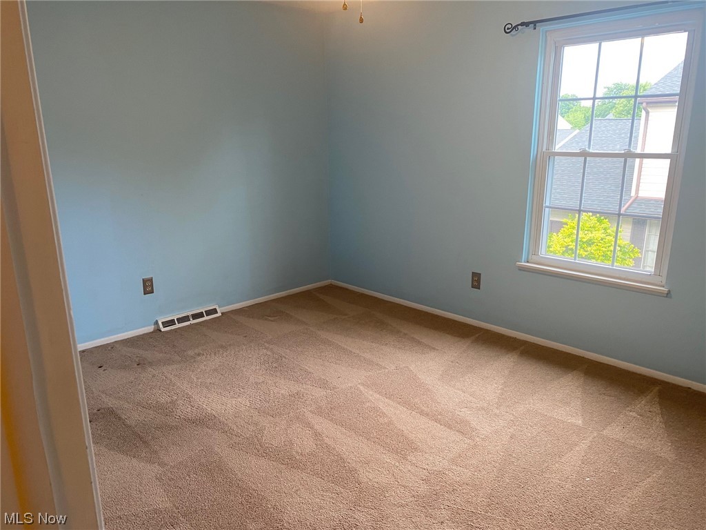6561 Engle Road, Unit 40A Brook Park, OH 44142 - Photo 16 of 24 Bedroom