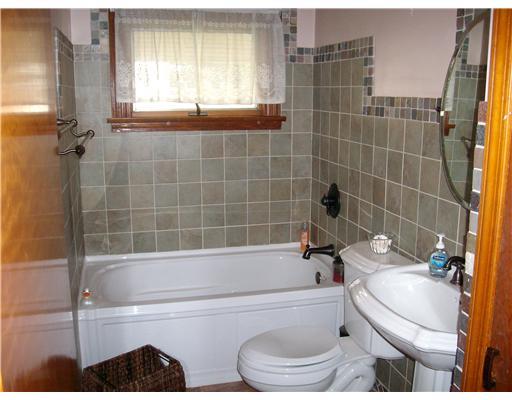 75 Fremont Road Charleroi, PA 15022 - Photo 6 of 16 Master Bath/Spa.