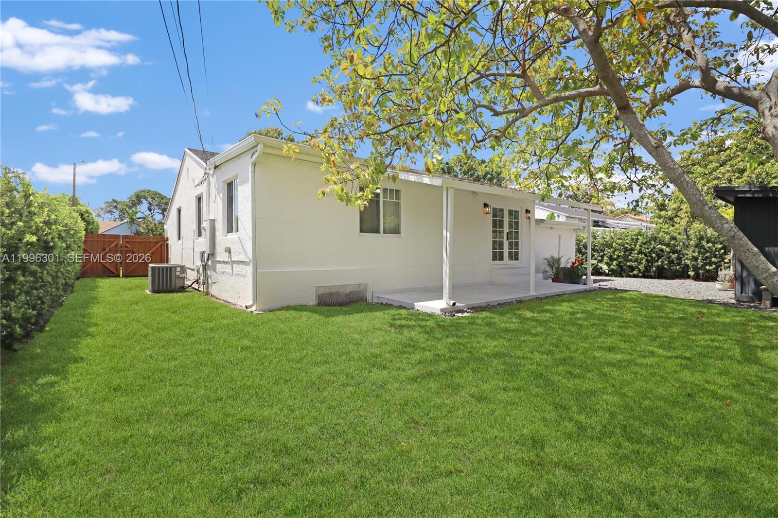 6415 Southwest 39th Street Miami, FL 33155 - Photo 29 of 37 Gallery Image 29