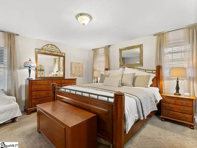 $659,900 | 620 Oak Grove Road, Landrum, SC 29356