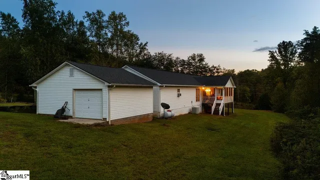 $659,900 | 620 Oak Grove Road, Landrum, SC 29356