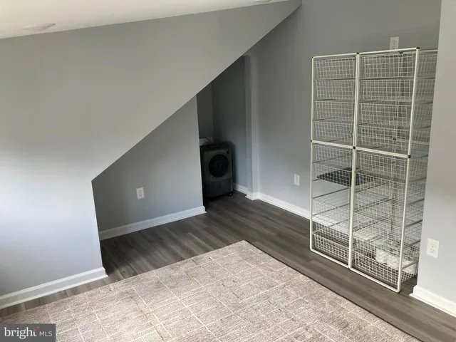 a view of a storage & utility room
