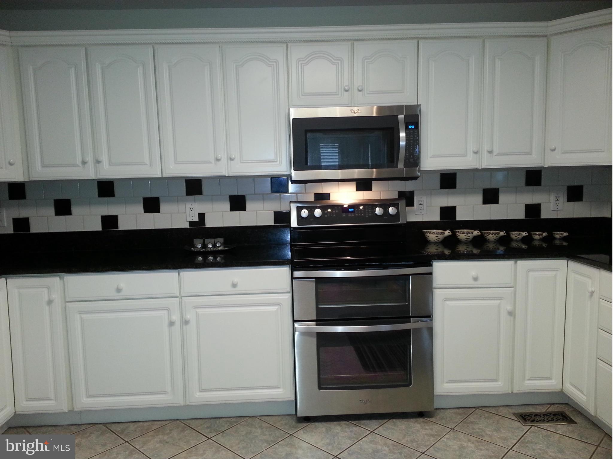 7716 West Shore Road Pasadena, MD 21122 - Photo 6 of 30 Kitchen