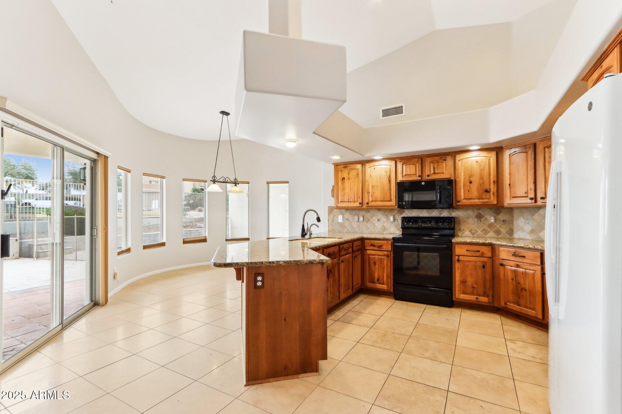 6460 East Trailridge Circle, Unit 2 Mesa, AZ 85215 - Photo 14 of 58 6460 E TRAILRIDGE 16