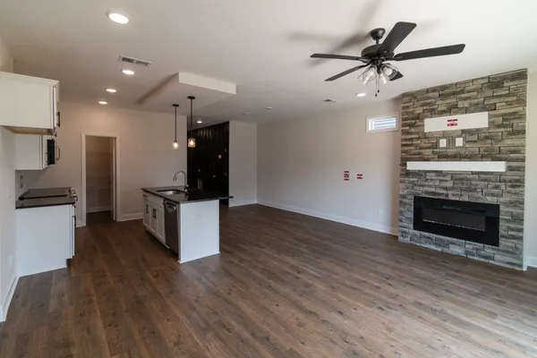 $1,795 | 624 Southern Pass Run, Clarksville, TN 37043