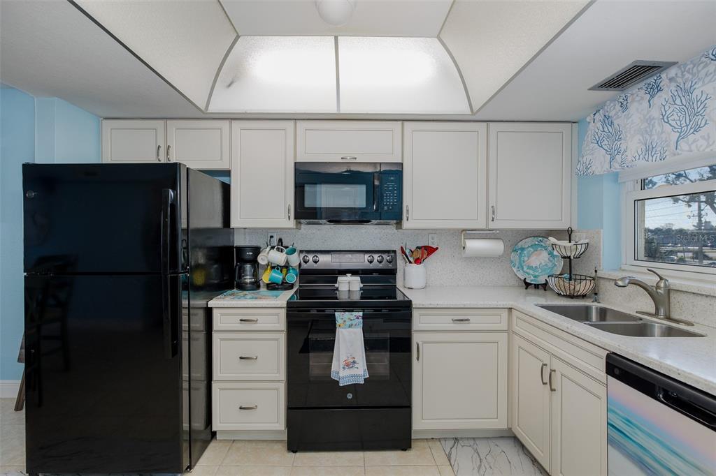 4939 Floramar Terrace, Unit 312 New Port Richey, FL 34652 - Photo 6 of 43