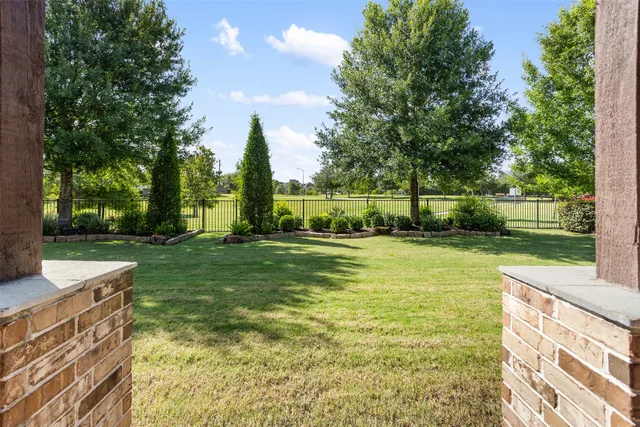 $999,000 | 3427 Limestone Sky Court, Houston, TX 77059