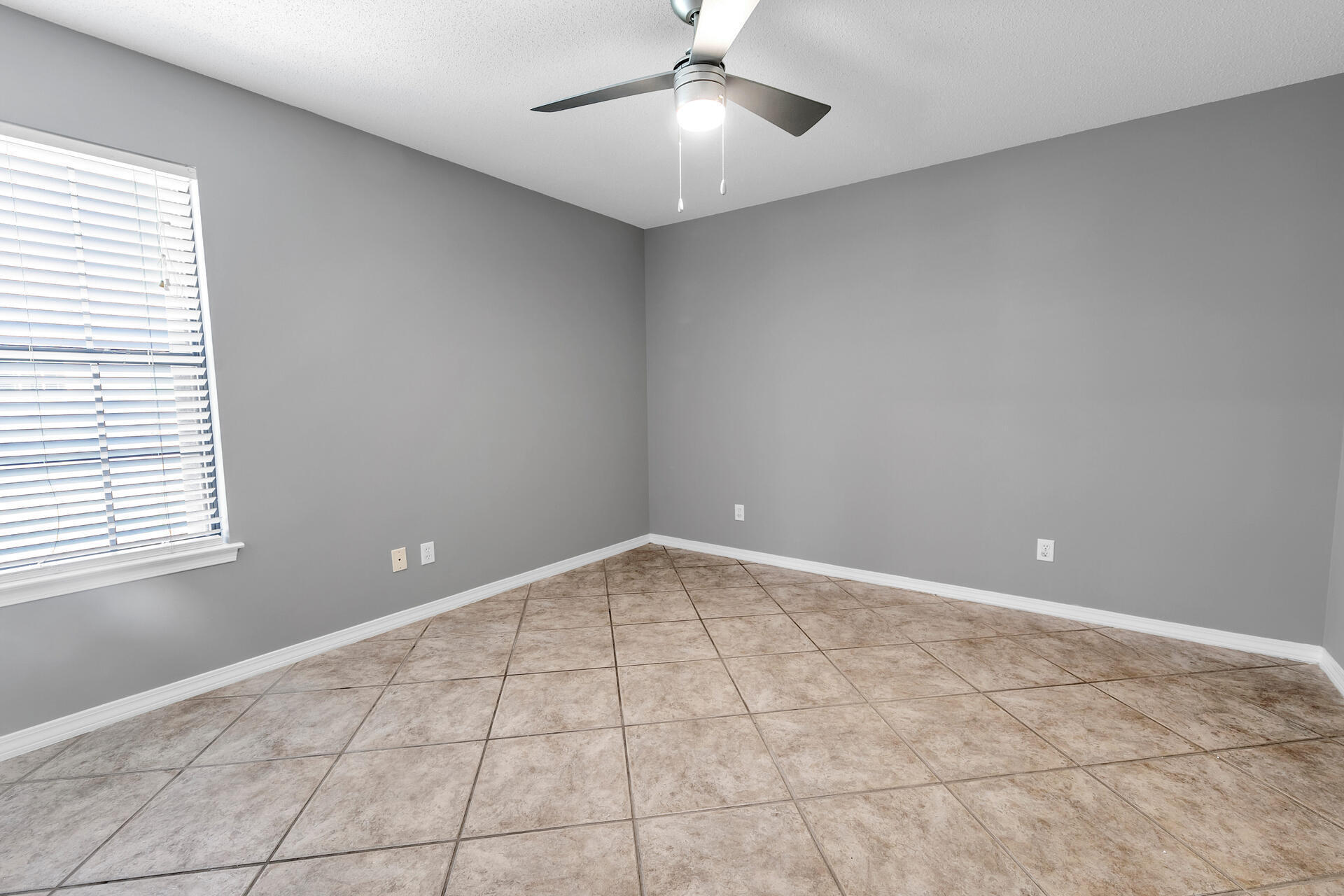 326 Sailfish Circle Destin, FL 32541 - Photo 19 of 28 a view of an empty room with a window