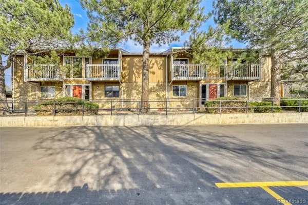 a view of a large building