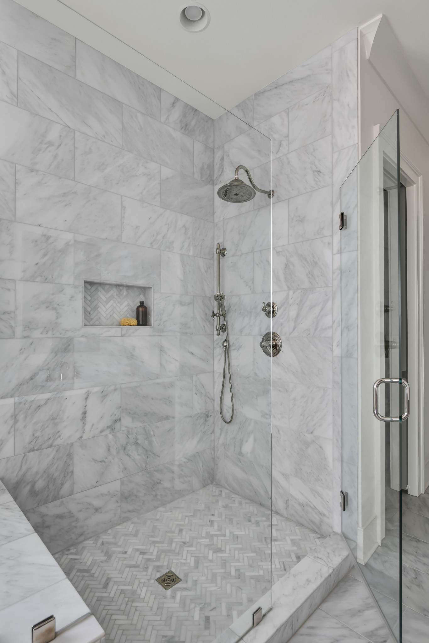 211B Page Road Nashville, TN 37205 - Photo 24 of 43 a bathroom with a shower