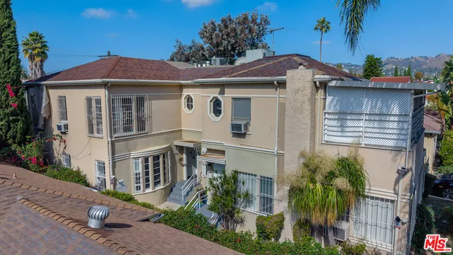 $1,899,000 | 461 North Vista Street, Los Angeles, CA 90036