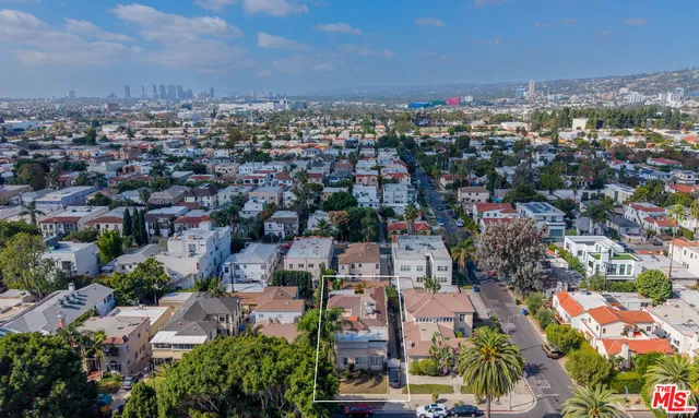 $1,899,000 | 461 North Vista Street, Los Angeles, CA 90036
