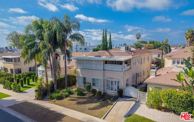 $1,899,000 | 461 North Vista Street, Los Angeles, CA 90036