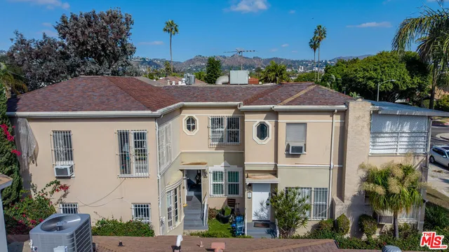 $1,899,000 | 461 North Vista Street, Los Angeles, CA 90036