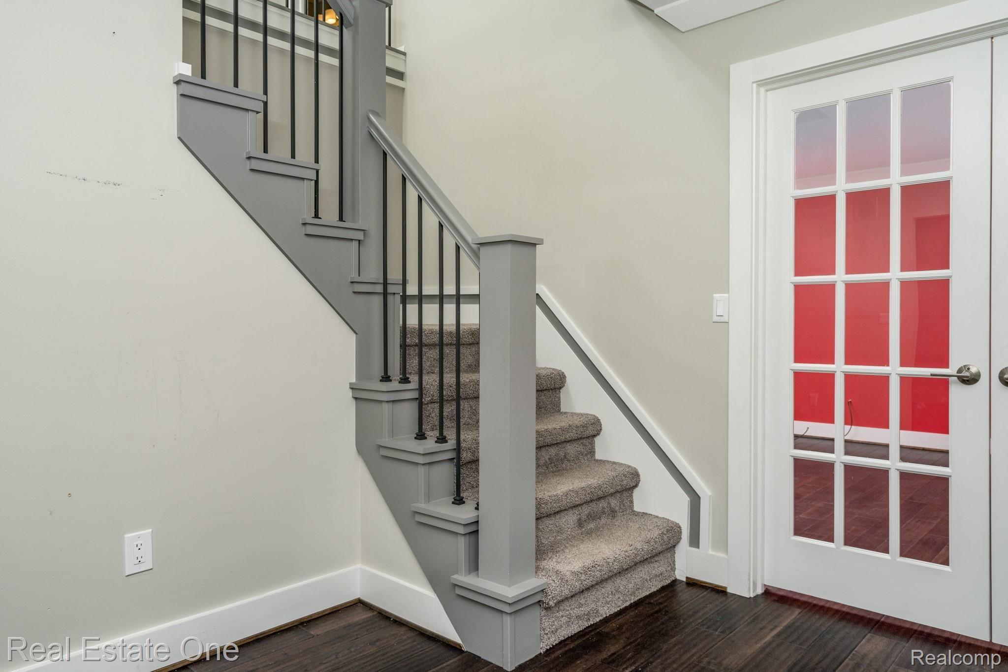5382 Ridge Court Troy, MI 48098 - Photo 17 of 47 5382-Ridge-Ct-27.JPG
