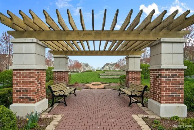 $369,500 | N068 Forsythe Court, Winfield, IL 60190