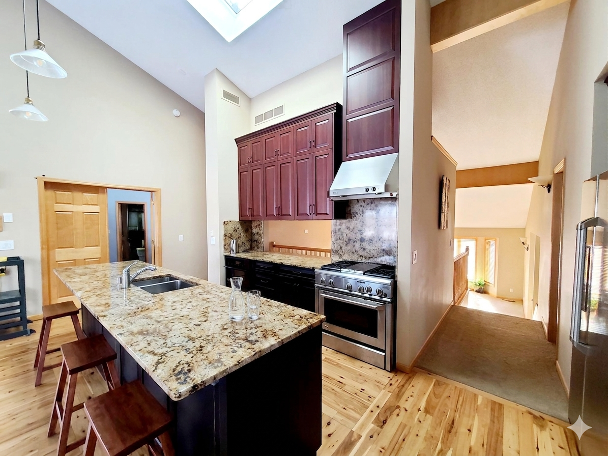 7966 Island Road Eden Prairie, MN 55347 - Photo 3 of 18