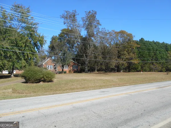 a view of a tennis court