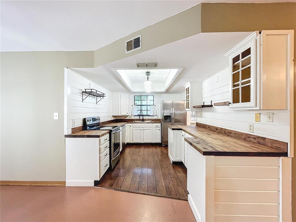 4605 C R 692 Webster, FL 33597 - Photo 32 of 76 Gallery Image 32