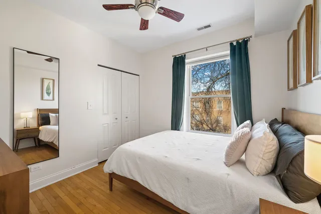 $399,900 | 4656 North Winchester Avenue, Unit 3, Chicago, IL 60640