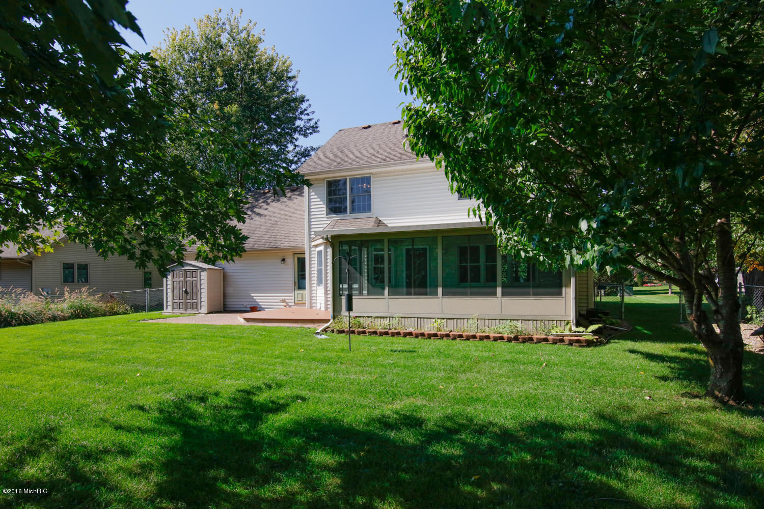 814 Stafford Road Kalamazoo, MI 49006 - Photo 30 of 30 814 Stafford Rd-130