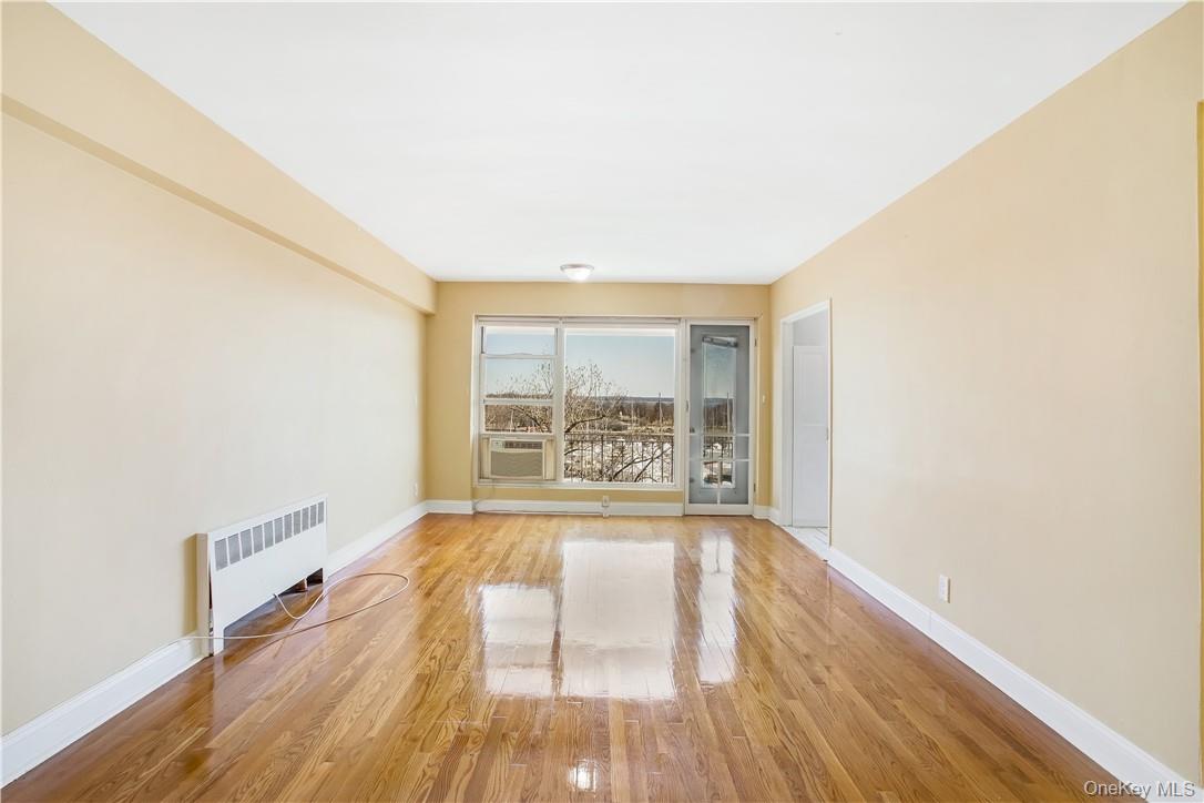 730 Pelham Road, Unit 3F New Rochelle, NY 10805 - Photo 4 of 26