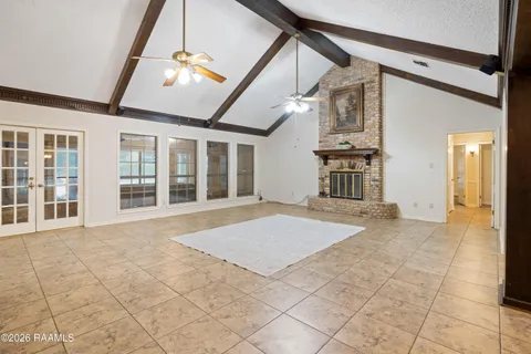 $379,000 | 203 Paddington Drive, Lafayette, LA 70508