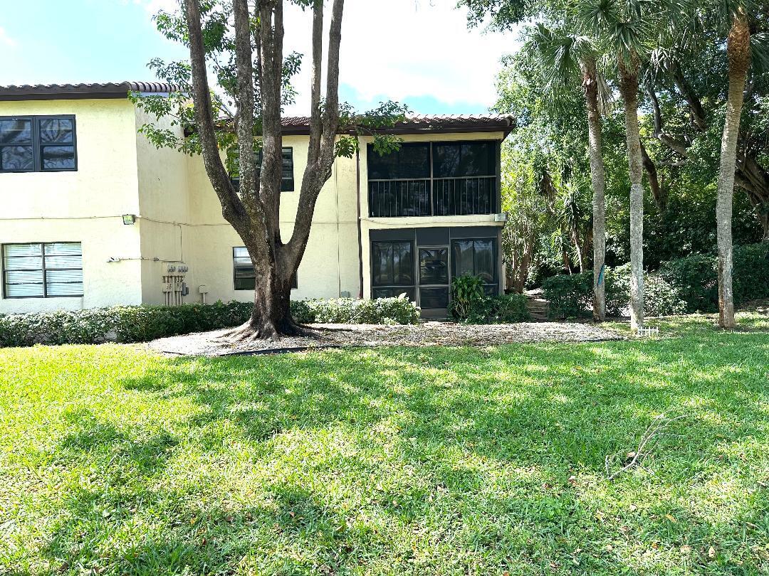 21848 Arriba Real, Unit A Boca Raton, FL 33433 - Photo 9 of 10 back corner