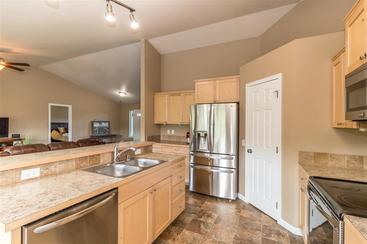 16313 North Dalton Road Spokane, WA 99208 - Photo 10 of 20