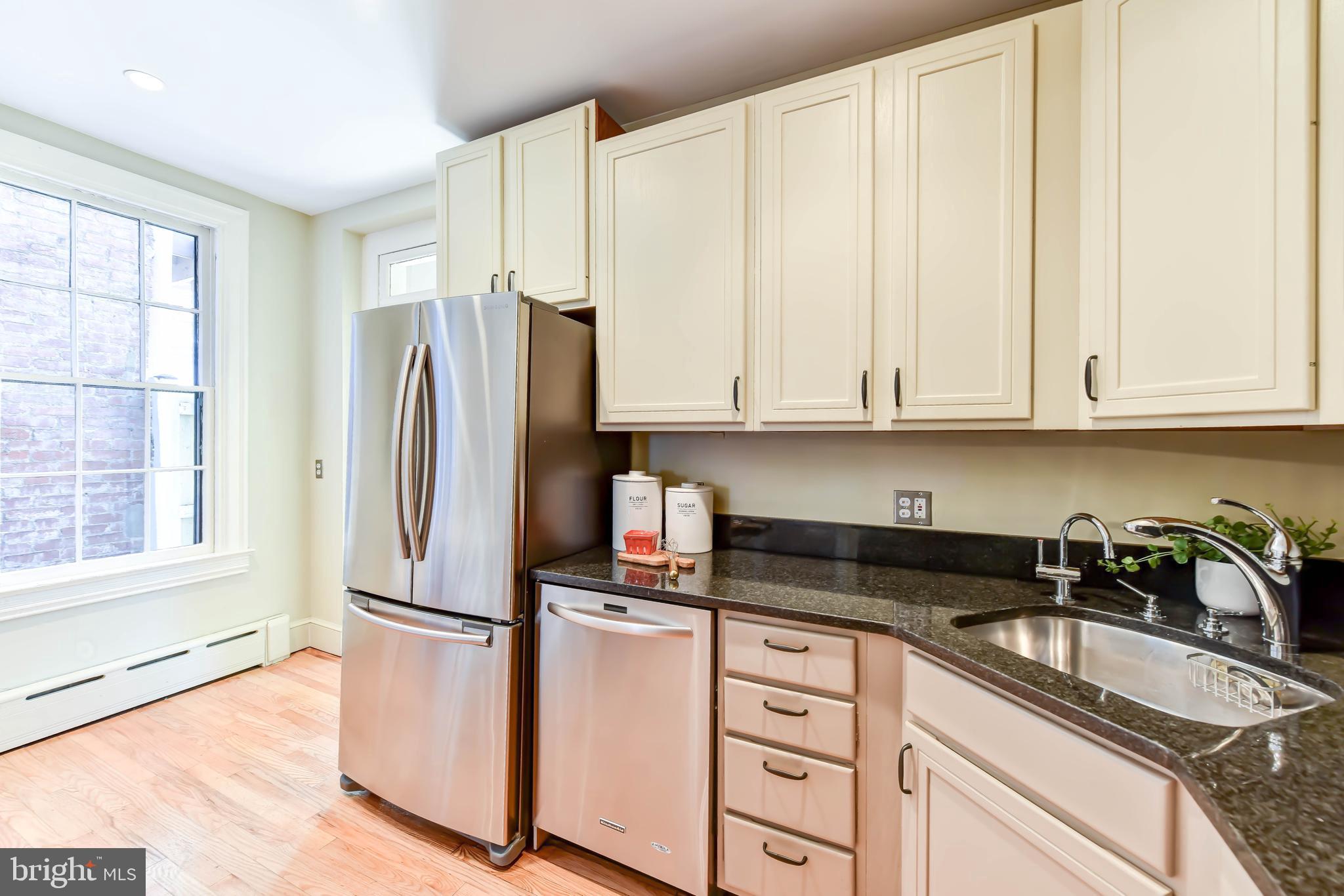 321 A Street Northeast Washington, DC 20002 - Photo 18 of 40 Plenty of cabinet space