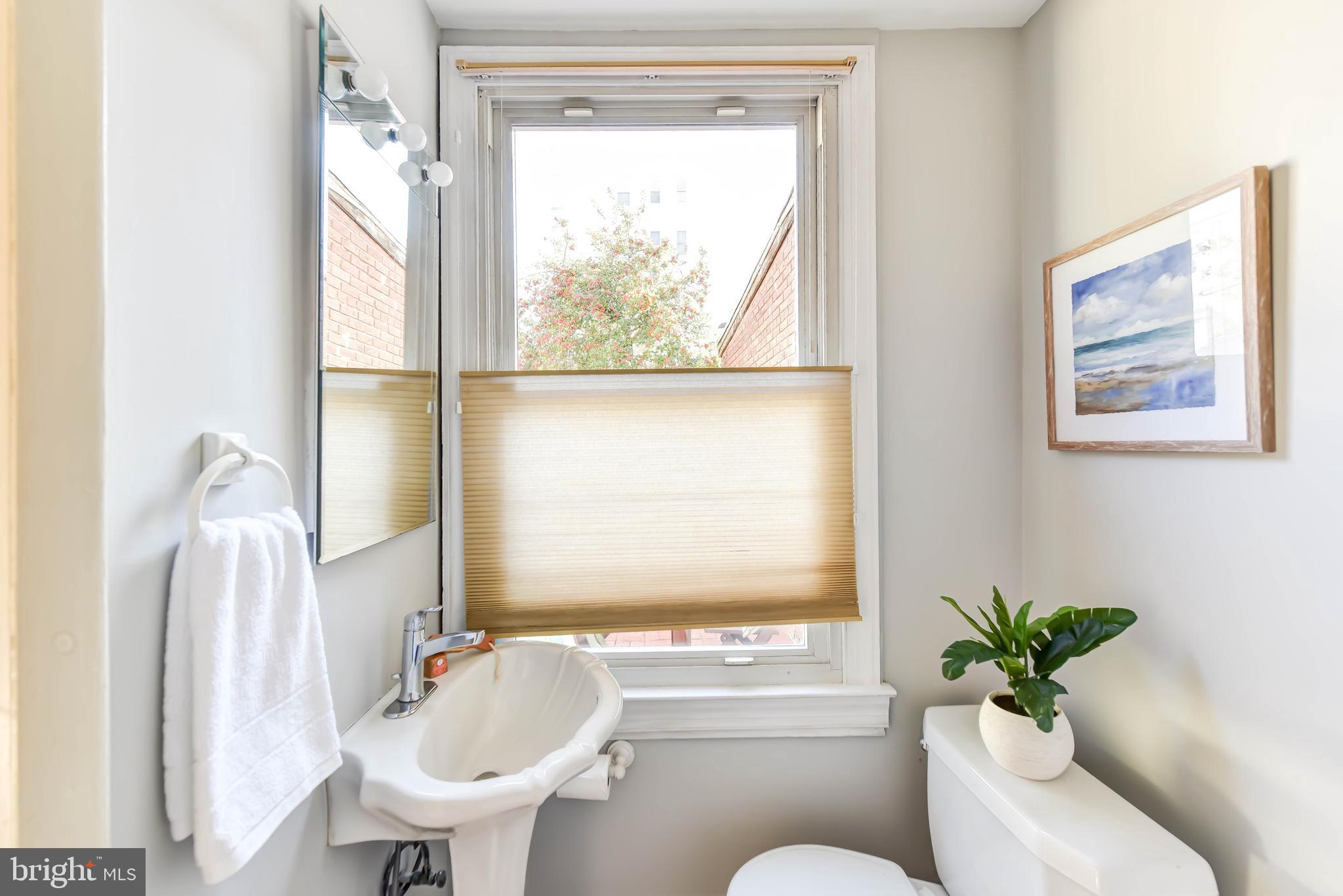 321 A Street Northeast Washington, DC 20002 - Photo 19 of 40 2nd full bath is on 1st floor, off mudroom