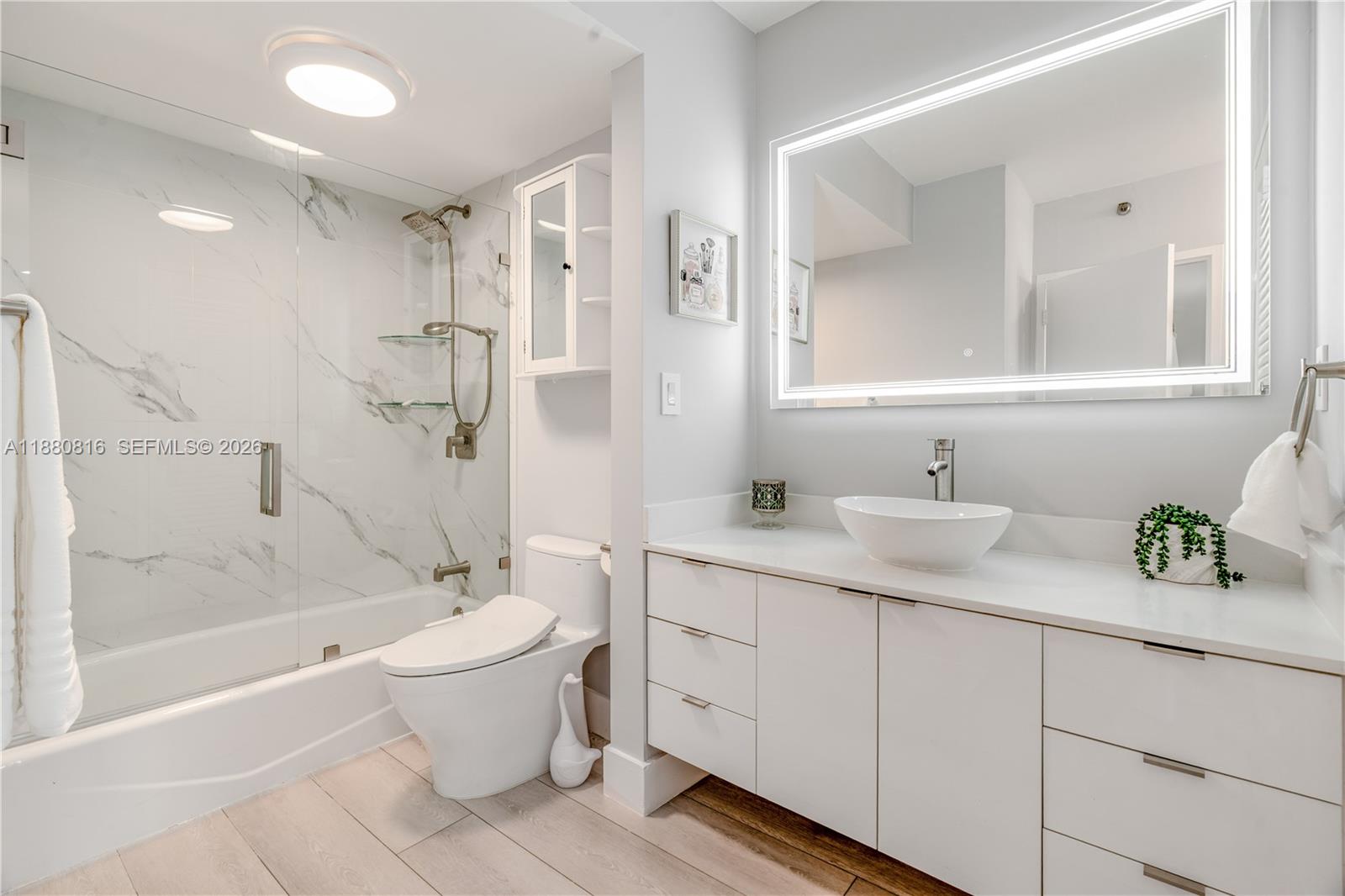 100 Lincoln Road, Unit 323 Miami Beach, FL 33139 - Photo 19 of 62