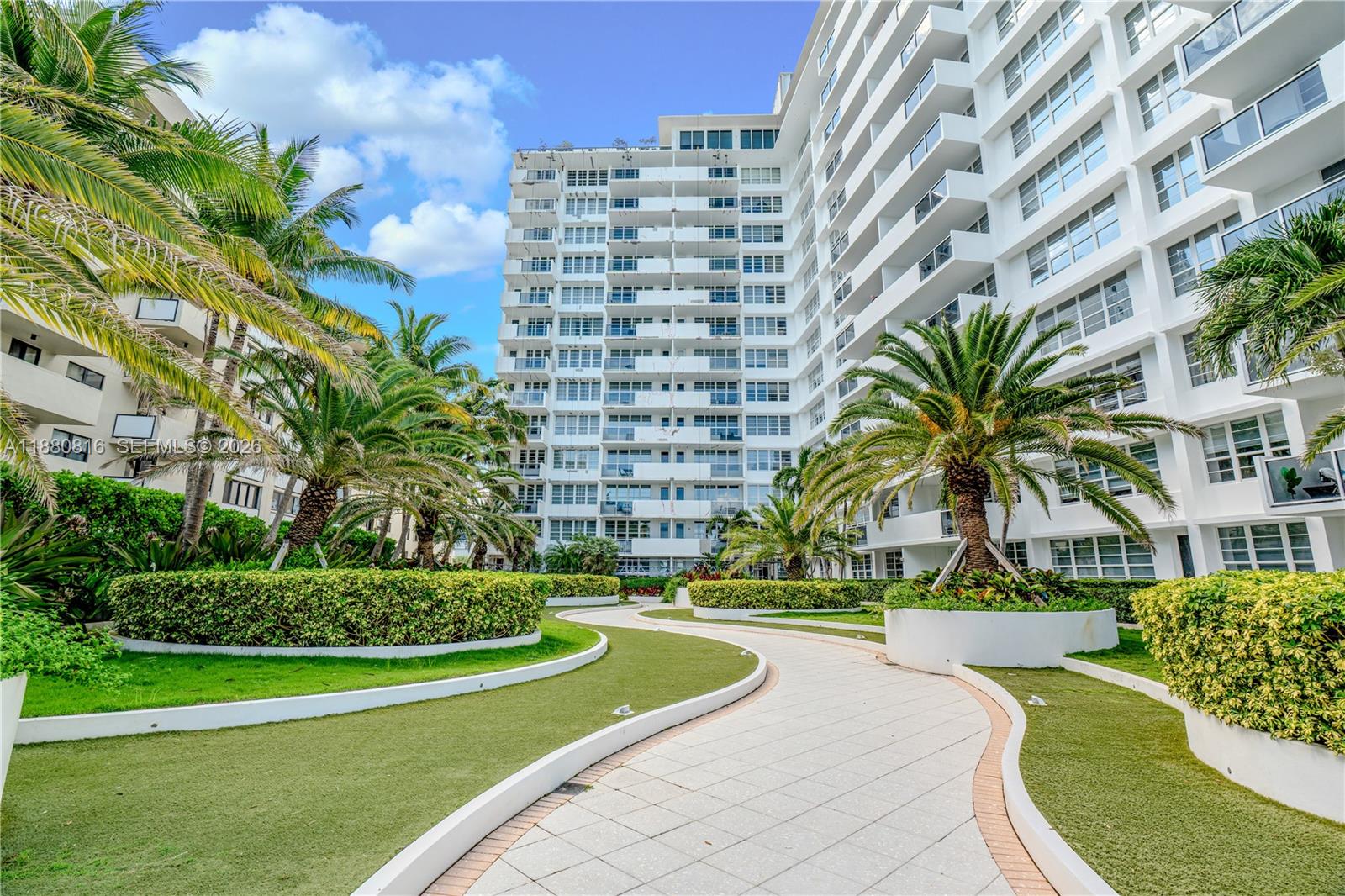 100 Lincoln Road, Unit 323 Miami Beach, FL 33139 - Photo 36 of 62