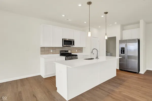 $258,080 | 1615 Clover Xing Drive, Greenfield, IN 46140