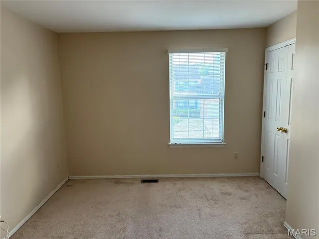 $329,900 | 2433 Lavinia Court, Florissant, MO 63033