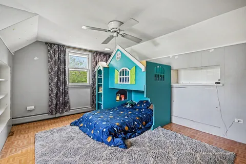 $499,995 | 8901 Elm Avenue, Burr Ridge, IL 60527