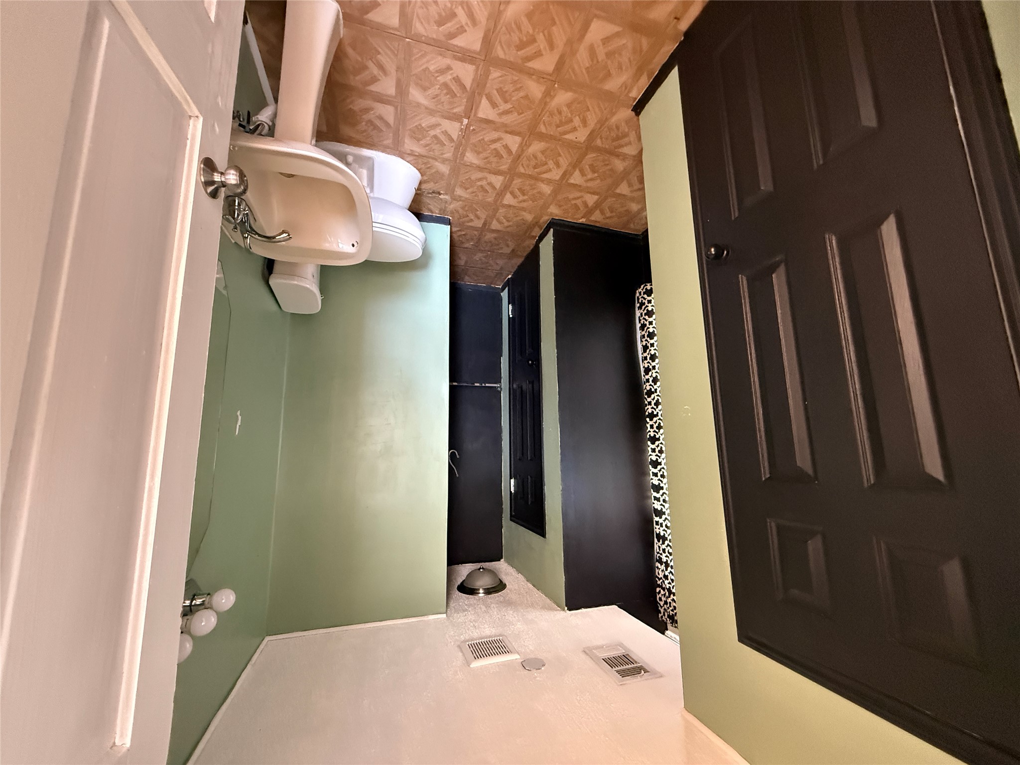 246 West Clark Street Bartlett, TX 76511 - Photo 9 of 16 a bathroom with a sink and a mirror