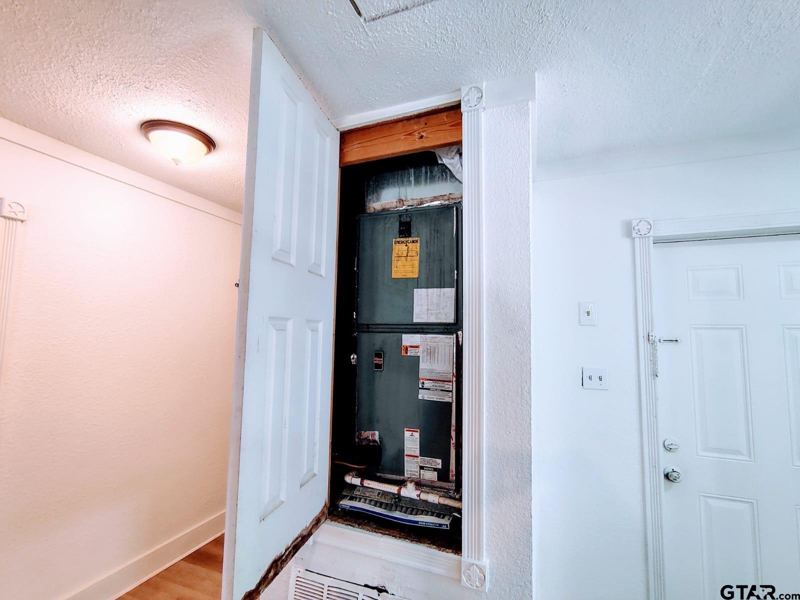 211 Watkins Street Longview, TX 75604 - Photo 13 of 26