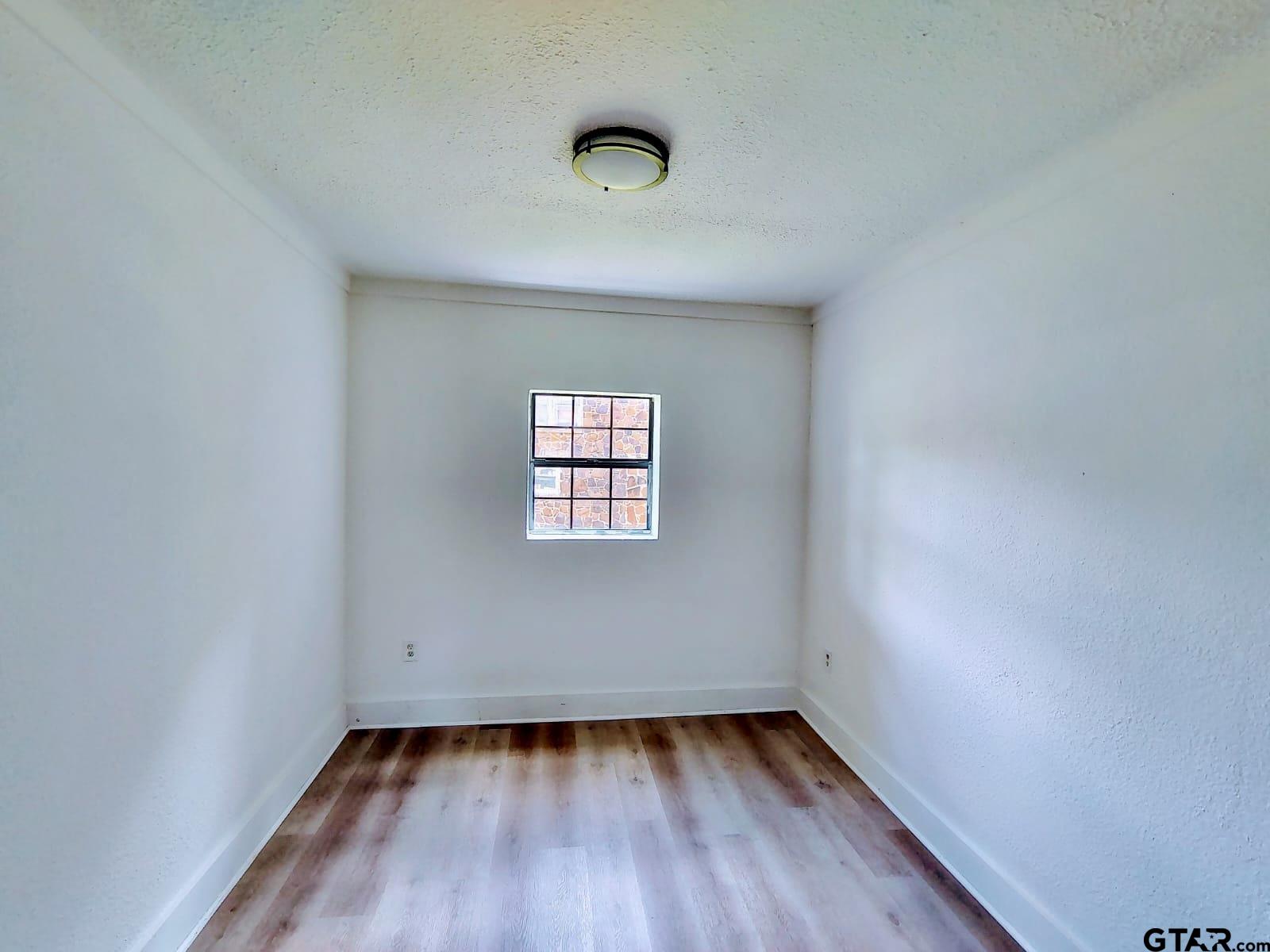 211 Watkins Street Longview, TX 75604 - Photo 19 of 26