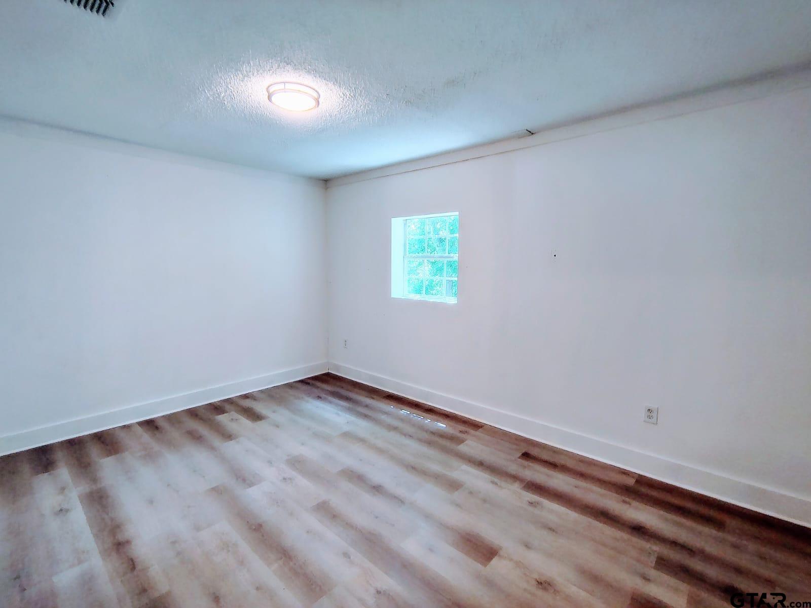 211 Watkins Street Longview, TX 75604 - Photo 20 of 26